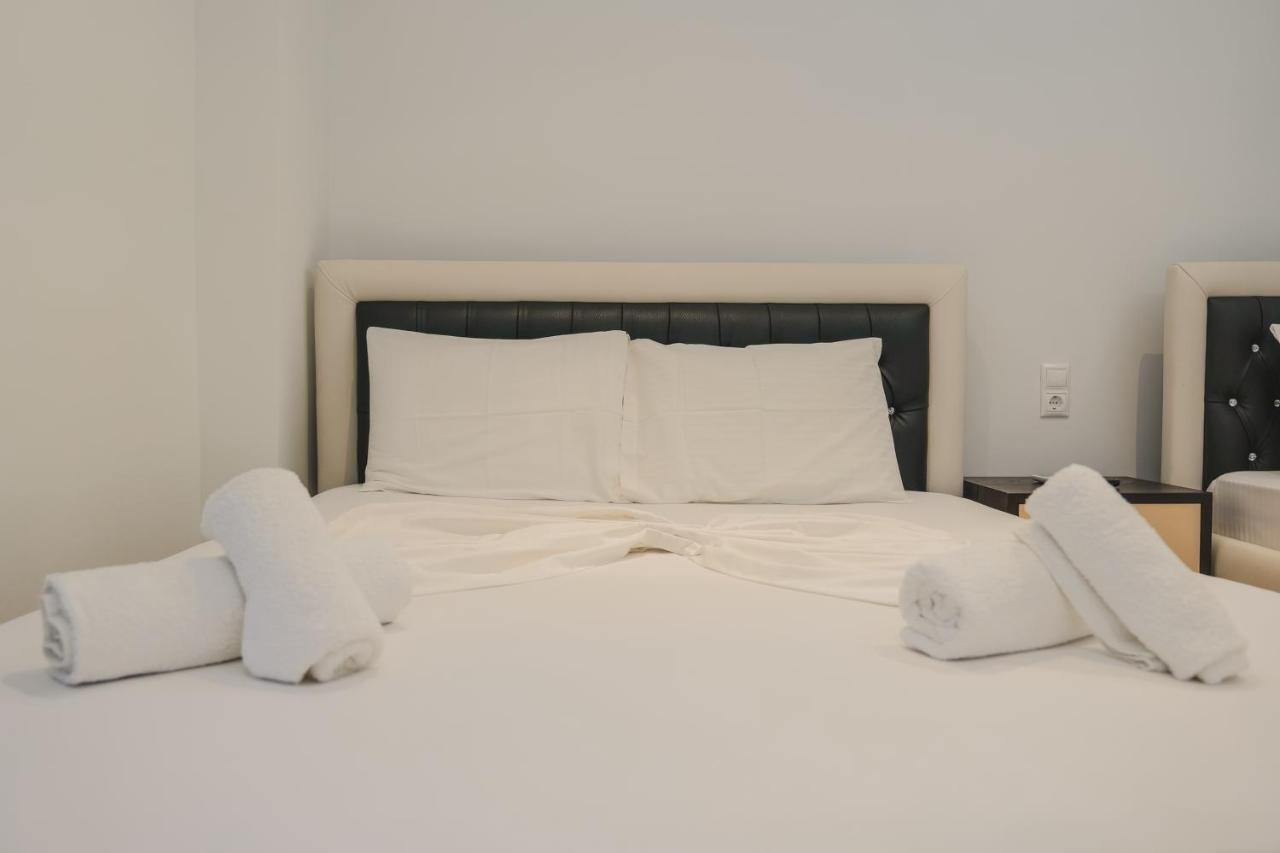 Fori'S Rooms Himare Exterior photo
